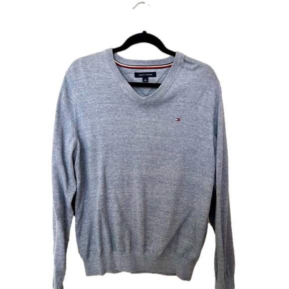 TOMMY Hilfiger v-neck top in excellent condition - Picture 1 of 4